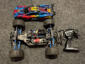 traxxas rustler 4x4 vxl brushless electro truggy rtr + traxxas stalen assen + rpm armen + luxe dempers + aluminium toelinks en nog veel meer!