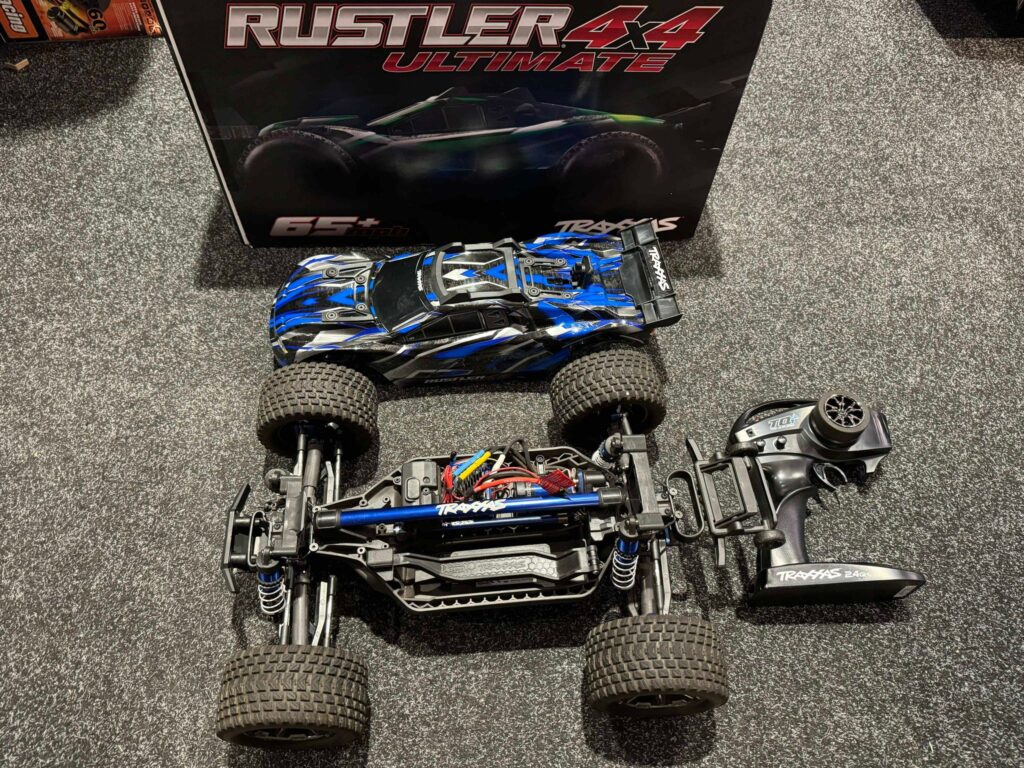 traxxas rustler 4x4 ultimate vxl brushless stadium truck rtr tsm 2.4ghz blauw (60 minuten jong) als nieuw!