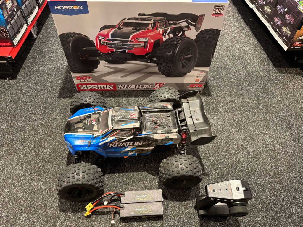 arrma 1/8 kraton 6s blx v5 4wd speed monster truck spektrum firma rtr + gens ace bashing series 8000mah + power hd 30kg servo (gebruikt)!