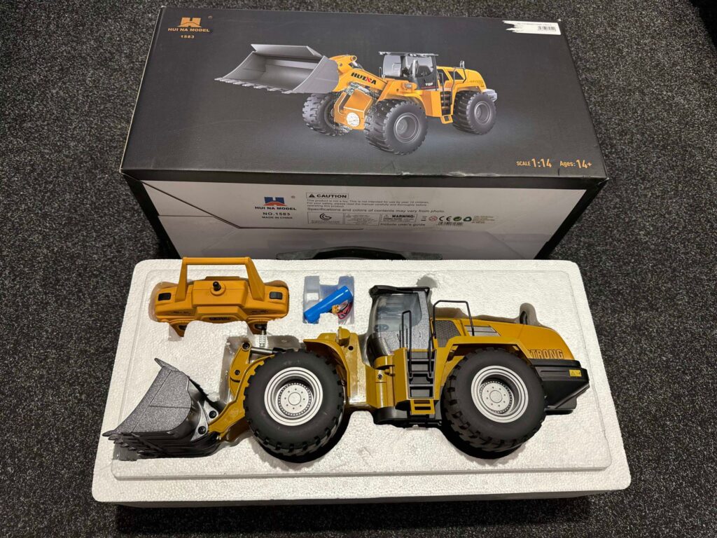 huina rc 1/14 wheel loader v2 aluminium 10 kanaals 2.4g rtr (versie 2024) echt als nieuw!