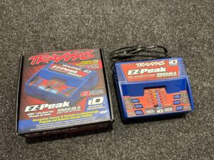 traxxas ez peak dual lipo lader in een top staat!