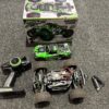 maverick atom 1/18 4wd electric monster truck in de kleur groen (gebruikt)!