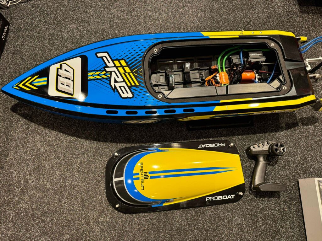 proboat super sonicwake 48″ 8s self righting brushless deep v rtr (gebruikt / 2 uurtjes jong)!