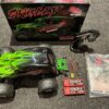 traxxas skully 2wd elektro monster truck + traxxas vxl 3s motor en regelaar + traxxas coolingfan + 2x team corally 6000mah lipo batterijen + wheelybar echt als nieuw!