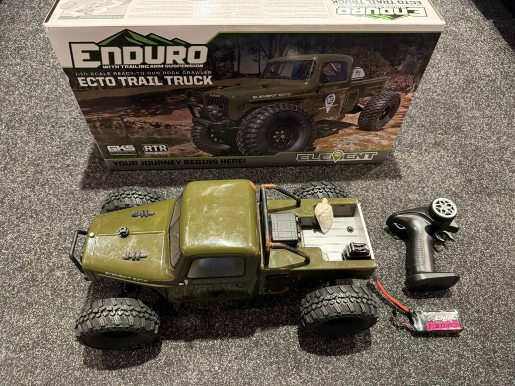 element rc enduro ecto trail truck rtr compleet met lipo accu en tuning onderdelen in een nette staat!