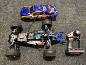 traxxas rustler 2wd vxl brushless truggy rtr 27mhz (alles werkt / heeft onderhoud nodig / geen garantie)!