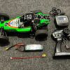 tamiya 1/10 rc bbx 2wd buggy bb 01 + hobbywing max10 motor en regelaar + servo + traxxas tqi zender met ontvanger + s65 lipo lader + gens ace 5000mah 3s lipo batterij echt als nieuw!