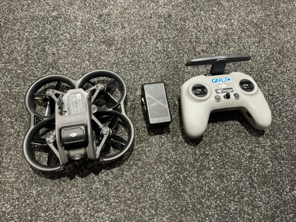 dji avata 1 compleet met dji accu en dji fpv remote controller 2 (gebruikt maar in orde)!