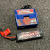 1x traxxas power cell lipo 5000mah 11.1v 3s 25c id + traxxas ez peak plus lader (gebruikt maar in orde)!