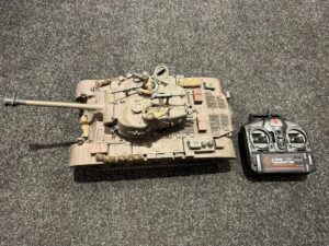 heng long 1/16 rc tank met volledige functies en 2.4ghz zender!