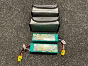 2x e power 10500 mah semi hardcase 105c/210c lipo batterijen met 2x lipo guards in een nette staat!