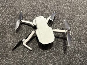 dji mini 1 drone (defect / crash / ideaal voor onderdelen)!