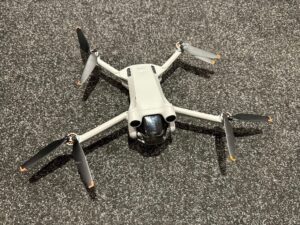 dji mini 3 pro (schade / geen garantie / leuk voor de hobbyist)!