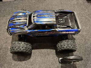 traxxas x maxx ultimate 8s brushless limited edition rtr blauw in een top staat met 1 jaar garantie!