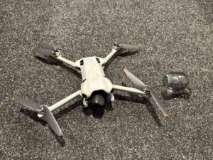 dji mini 4 pro drone only (gimbal defect) werkt verder wel!