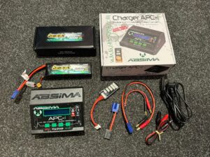 absima apc 1 snellader (80w, lipo, nimh, lihv etc) + gens ace bashing series 5000mah 11.1v 3s1p 60c lipo batterij in een top staat!