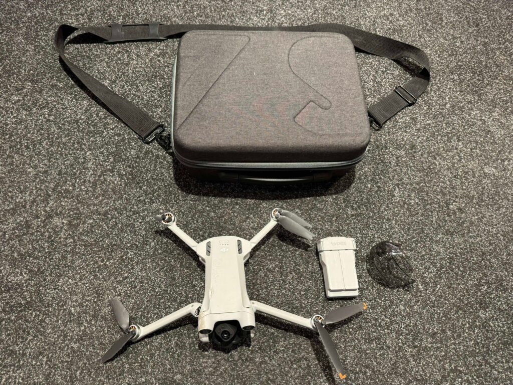 dji mini 3 pro met dji accu en dji tas (crash schade / geen garantie)!