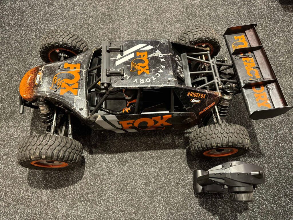 team losi 1/5 dbxl e 2.0 4wd brushless desert buggy fox body rtr smart (gebruikt maar in orde)!