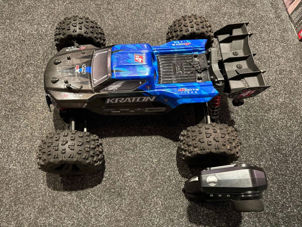 arrma 1/10 kraton 4x4 4s v2 blx speed monster truck rtr blauw in een nette staat met 1 jaar garantie!