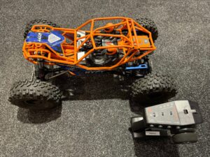 axial 1/10 rbx10 ryft 4wd brushless rock bouncer rtr orange met aluminium parts in een nette staat!