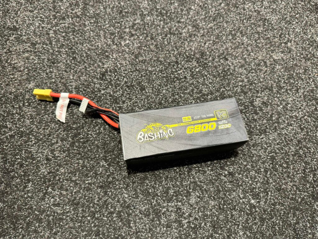 1x gens ace bashing series 6800mah 22.2v 120c 6s1p lipo batterij ec5 stekker gebruikt maar in orde!