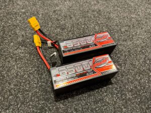 team corally voltax 4s 6500mah 15.2v lihv 120c met xt90 stekker echt als nieuw!