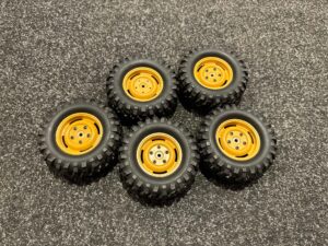 5x 1/10 crawler / scaler banden met velgen in een nette staat!