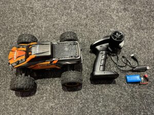 ftx tracer 1/16 4wd electro monster truck rtr compleet met accu en lader in een nette staat!