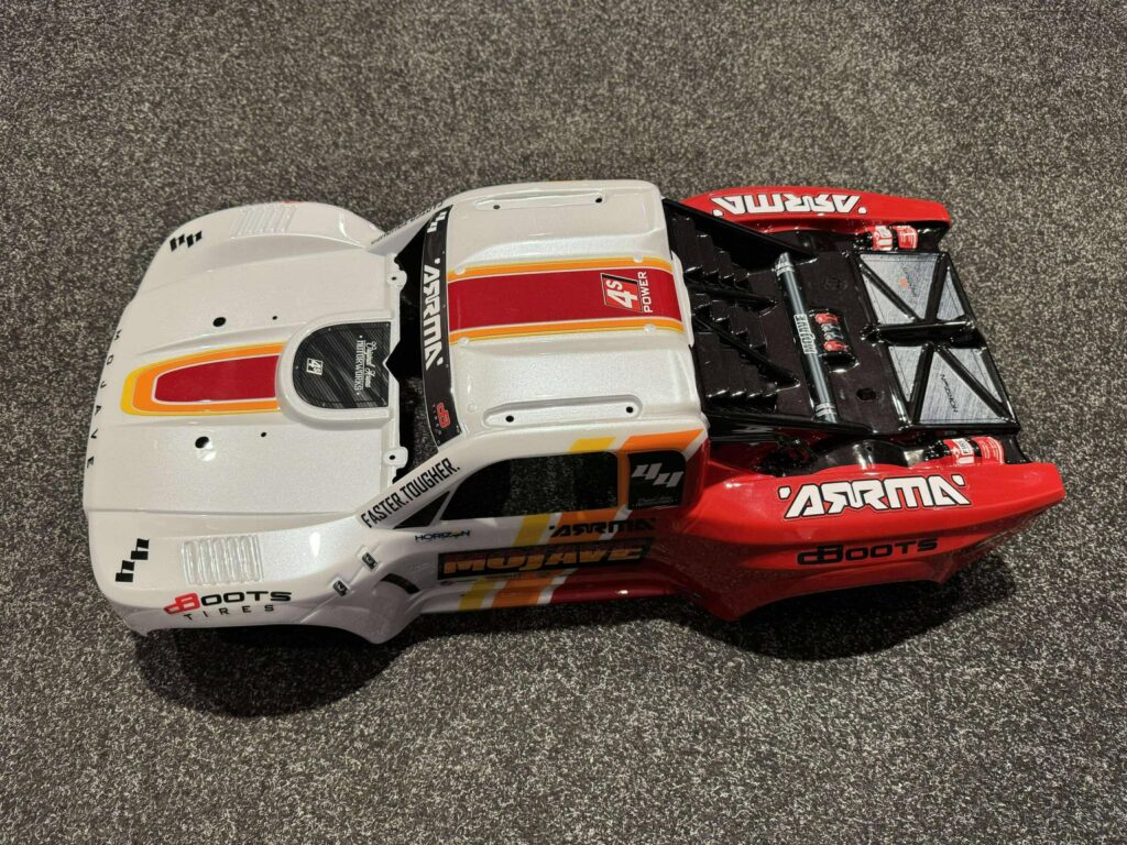 arrma mojave 4s painted decalled trimmed body t1 ara406165 helemaal nieuw!