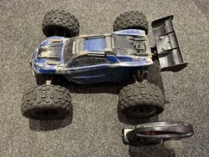 traxxas e revo 2.0 brushless 1/8 monster truck rtr (opknapper / geen garantie / leuk voor de hobbyist)!