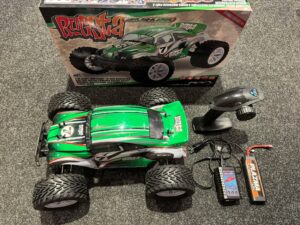 ftx bugsta rtr 1/10th brushless 4wd offroad buggy in een nette staat!