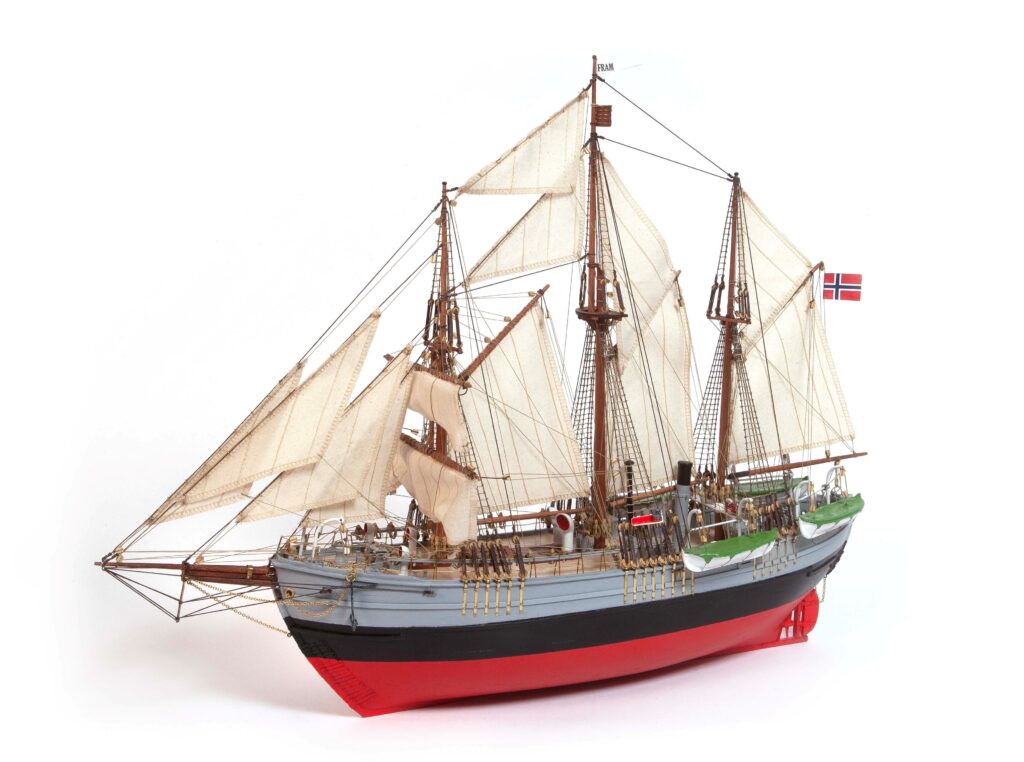 occre fram houten scheepsmodel 1:85