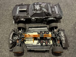 zd racing 1/7 hoonigan chassis met body (gebruikt)!