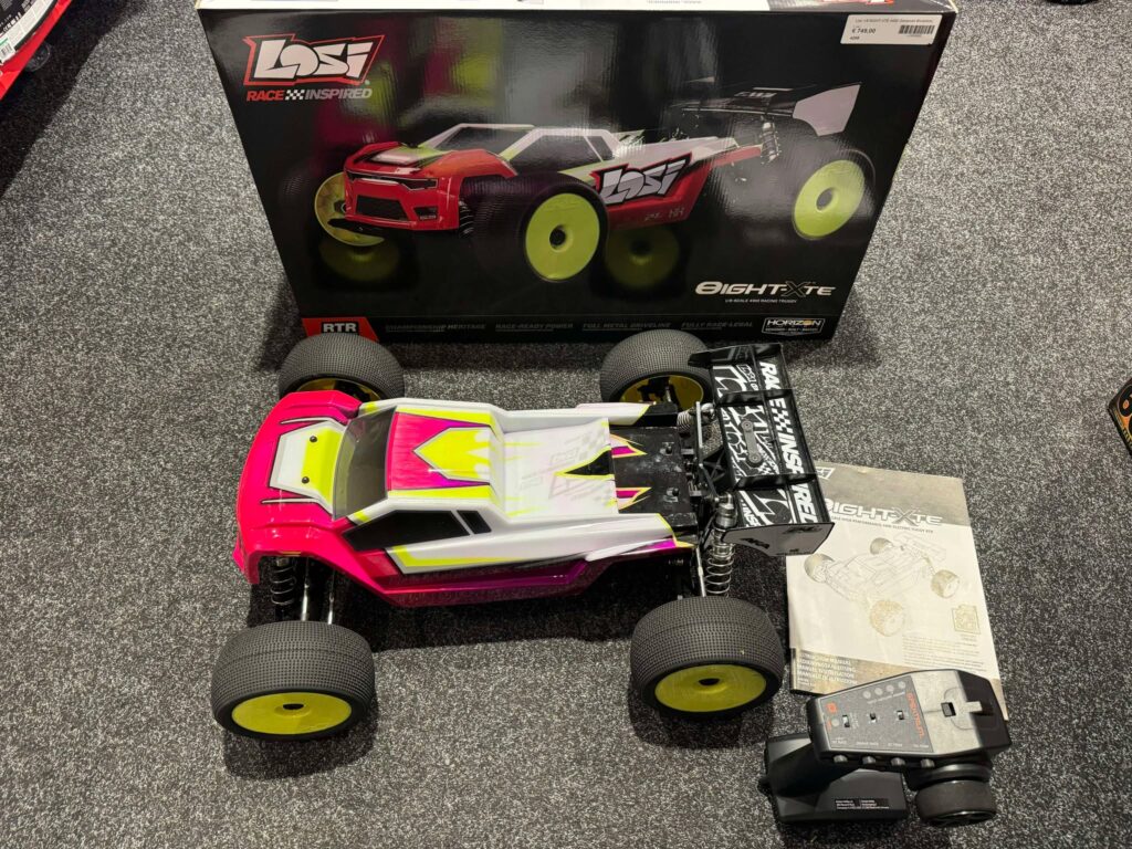 losi 1/8 8ight xte 4wd sensored brushless racing truggy rtr in een top staat met 1 jaar garantie!