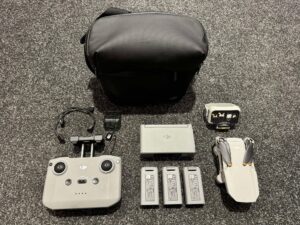 dji mini 2 fly more combo in een nette staat en compleet geleverd!