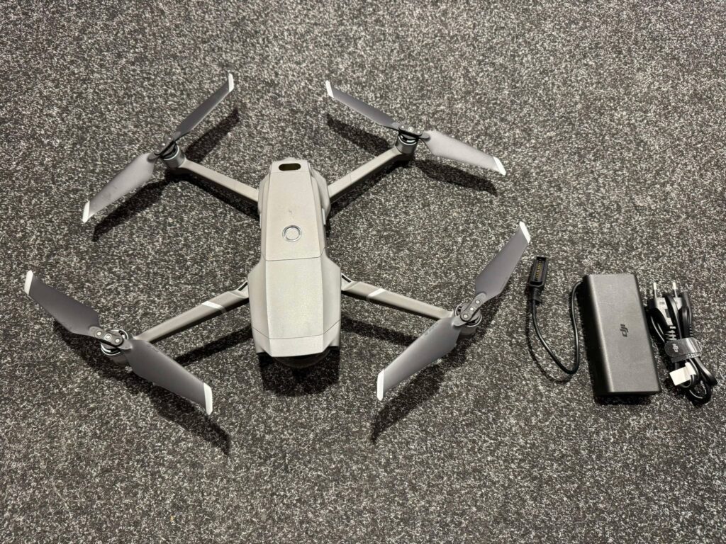 dji mavic 2 zoom compleet met batterij en lader (zonder zender) echt in een top staat!